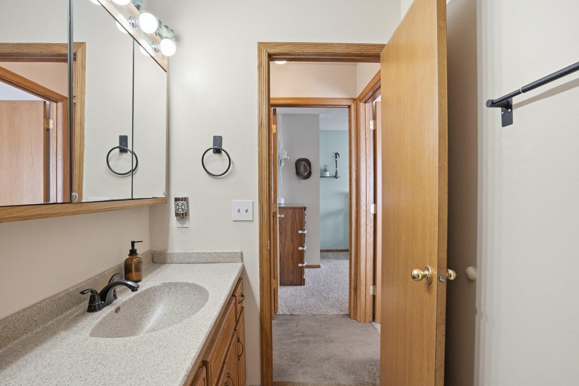 1074 Meadow Street Cologne, MN 55322 - Photo 17 of 37