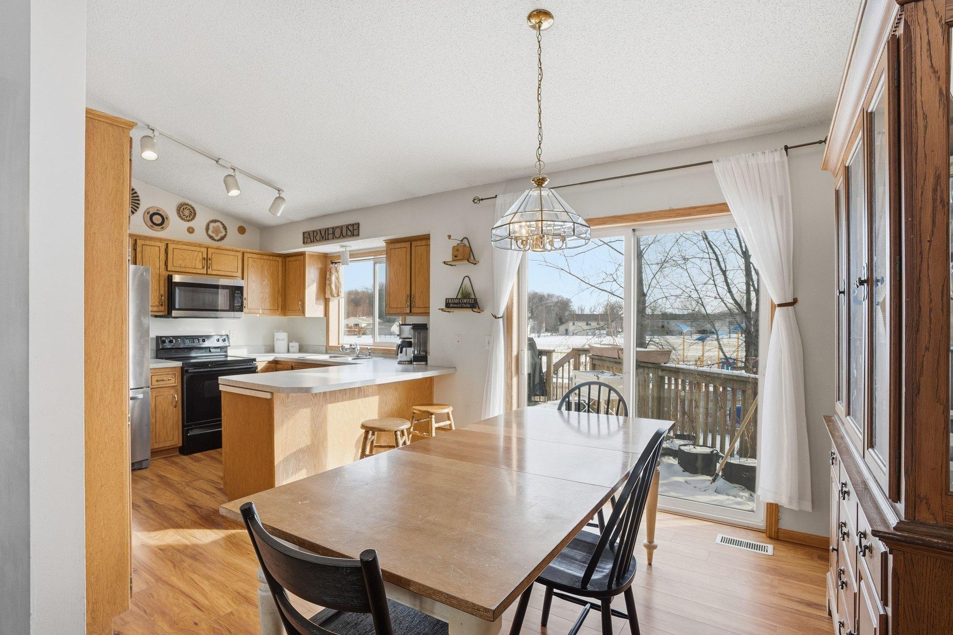 1074 Meadow Street Cologne, MN 55322 - Photo 9 of 37