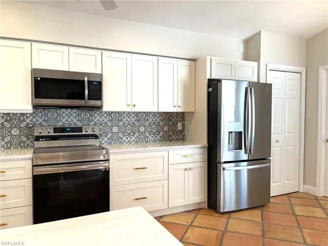 $3,300 | 7719 Ahoy Avenue, Naples, FL 34109