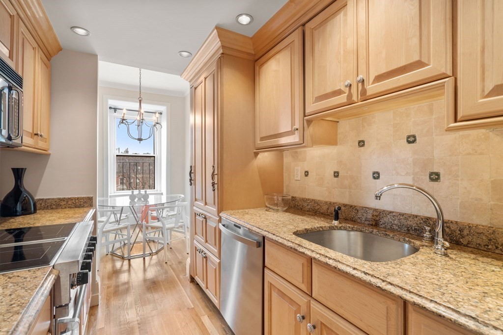 84 Commonwealth Avenue, Unit 4 Boston, MA 02116 - Photo 13 of 39