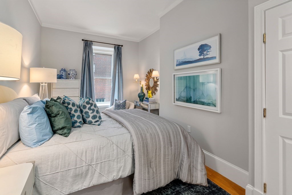 84 Commonwealth Avenue, Unit 4 Boston, MA 02116 - Photo 18 of 39