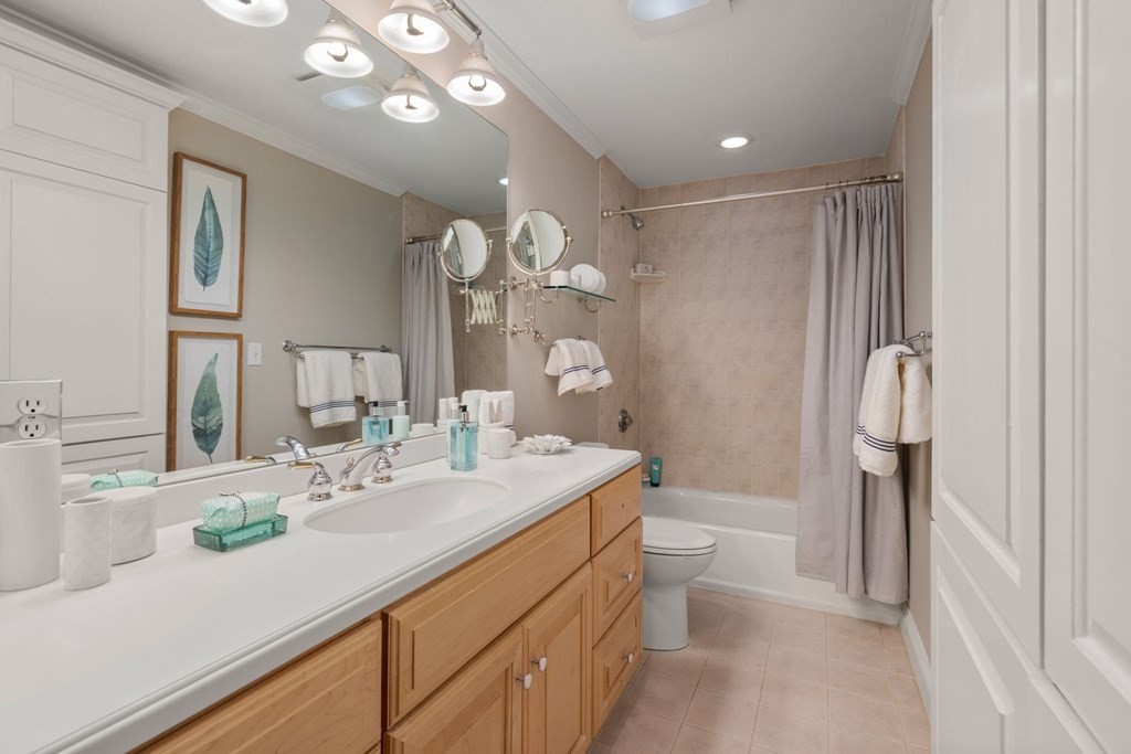 84 Commonwealth Avenue, Unit 4 Boston, MA 02116 - Photo 19 of 39