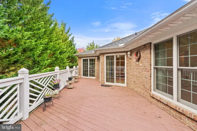 $599,900 | 212 Fairfield Drive, Winchester, VA 22602