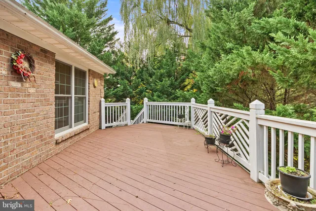 $599,900 | 212 Fairfield Drive, Winchester, VA 22602