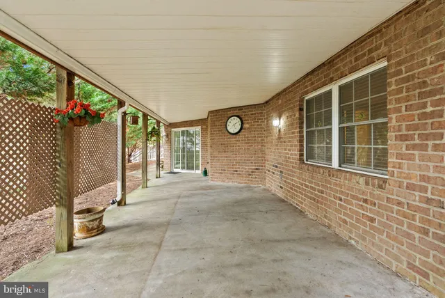 $599,900 | 212 Fairfield Drive, Winchester, VA 22602