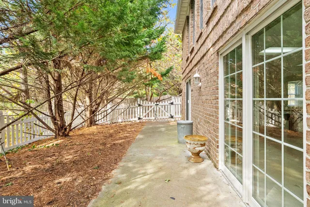 $599,900 | 212 Fairfield Drive, Winchester, VA 22602