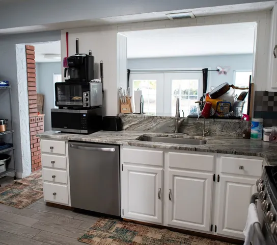 $239,900 | 6016 Charles Street, Rockford, IL 61108