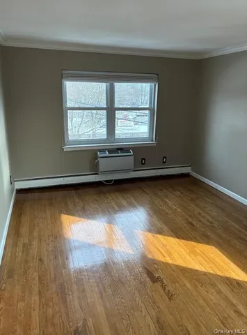 $280,000 | 206 Farber Drive, Unit 206, West Babylon, NY 11704