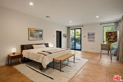 $5,395,000 | 28222 Via Acero, Malibu, CA 90265