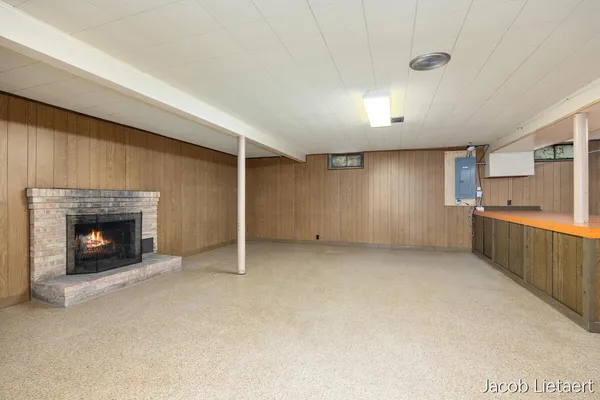 $325,000 | 1836 Millbrook Street Southeast, Grand Rapids, MI 49508