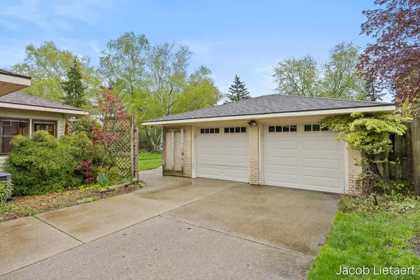 $325,000 | 1836 Millbrook Street Southeast, Grand Rapids, MI 49508