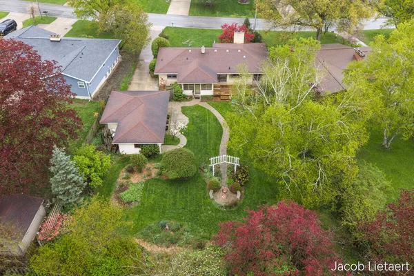 $325,000 | 1836 Millbrook Street Southeast, Grand Rapids, MI 49508