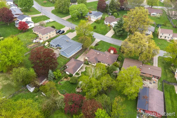 $325,000 | 1836 Millbrook Street Southeast, Grand Rapids, MI 49508