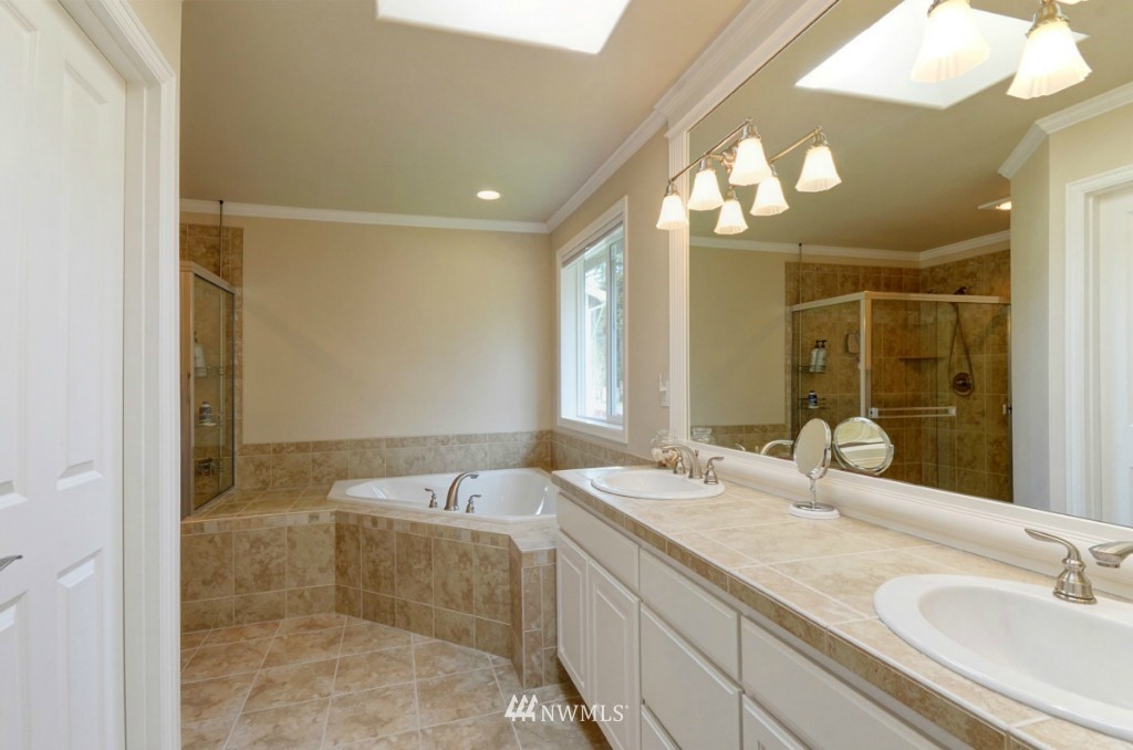 4427 219th Place Southeast Bothell, WA 98021 - Photo 17 of 25