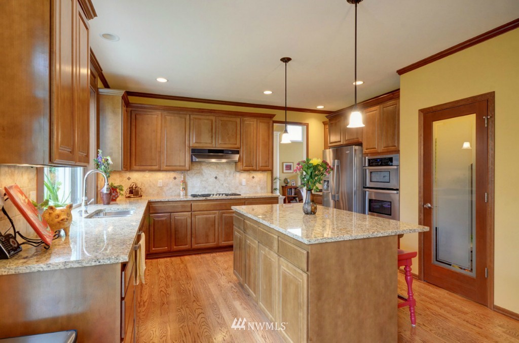 4427 219th Place Southeast Bothell, WA 98021 - Photo 6 of 25