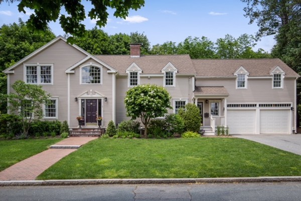 7 Canterbury Road Winchester, MA 01890 - Photo 1 of 30 Gallery Image 1