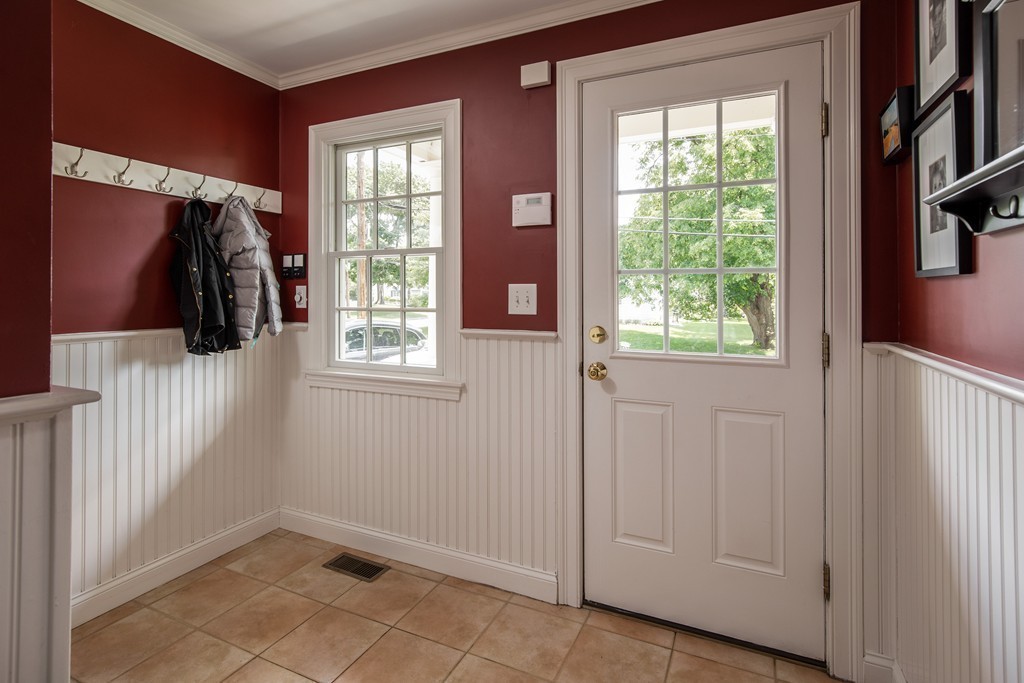 7 Canterbury Road Winchester, MA 01890 - Photo 15 of 30 Gallery Image 15