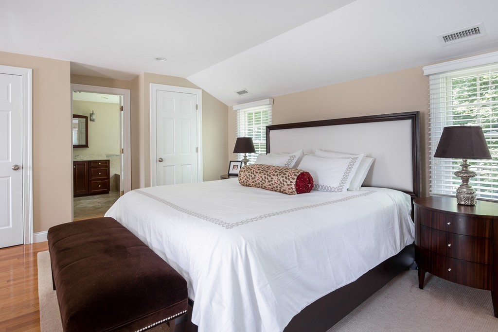 7 Canterbury Road Winchester, MA 01890 - Photo 20 of 30 Gallery Image 20