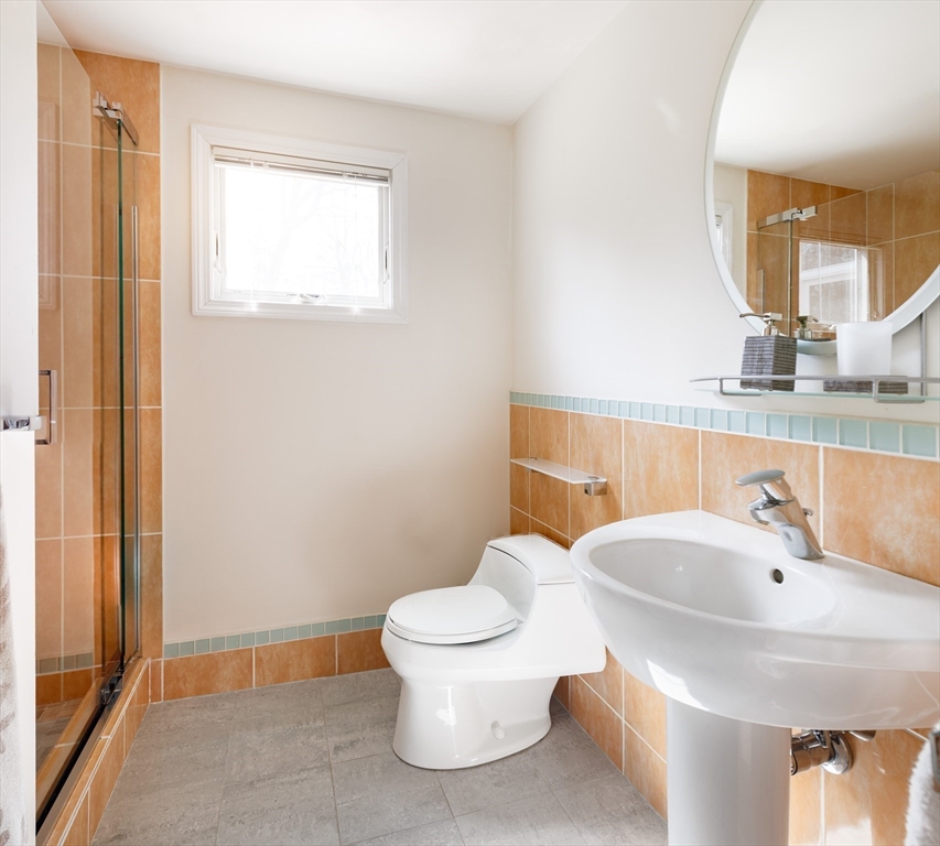 22 Burdean Road Newton, MA 02459 - Photo 23 of 29