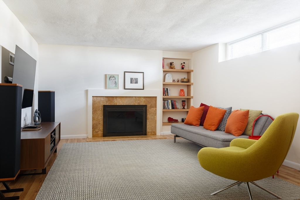 22 Burdean Road Newton, MA 02459 - Photo 25 of 29