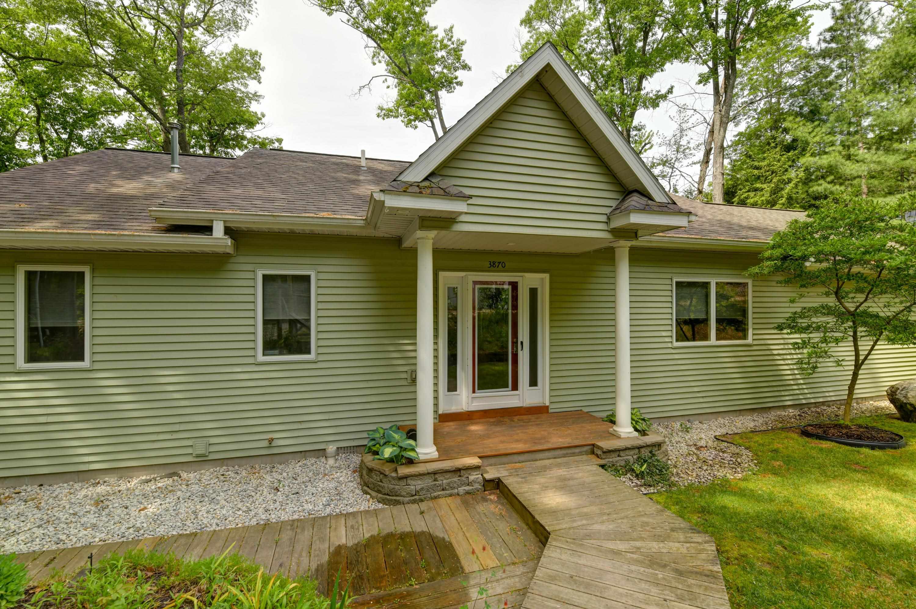 3870 Harolds Road Traverse City, MI 49696 - Photo 5 of 44