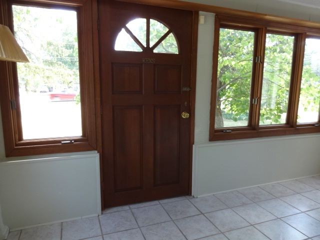 8219 Auburn Road Fort Wayne, IN 46825 - Photo 11 of 31