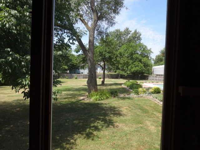 8219 Auburn Road Fort Wayne, IN 46825 - Photo 18 of 31