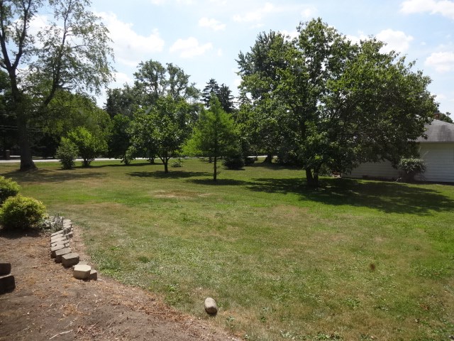 8219 Auburn Road Fort Wayne, IN 46825 - Photo 20 of 31