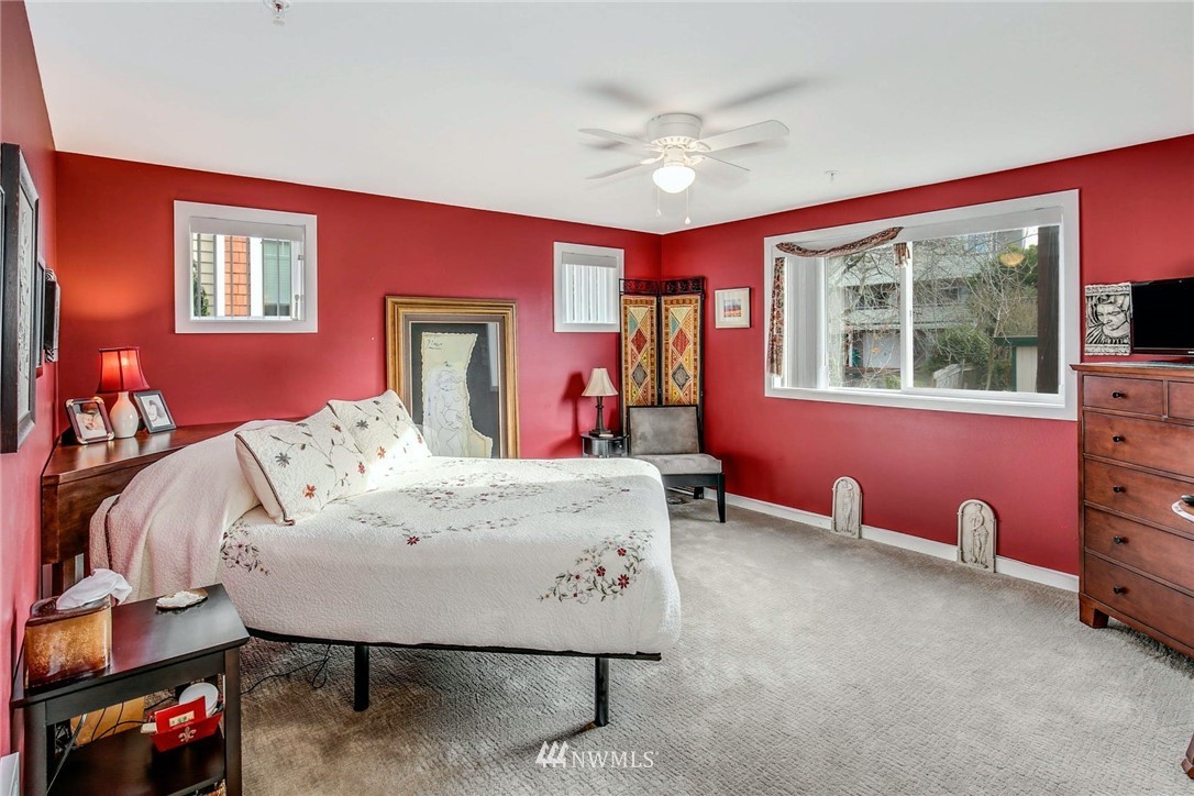 620 Glen Street, Unit 202 Edmonds, WA 98020 - Photo 15 of 24