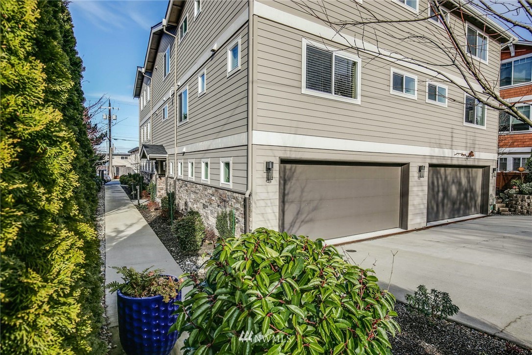 620 Glen Street, Unit 202 Edmonds, WA 98020 - Photo 20 of 24