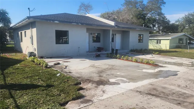 $3,200 | West Little River, Miami, FL 33147