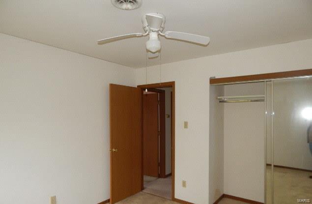 554 Spring Glen Drive Ballwin, MO 63021 - Photo 8 of 11 Gallery Image 8