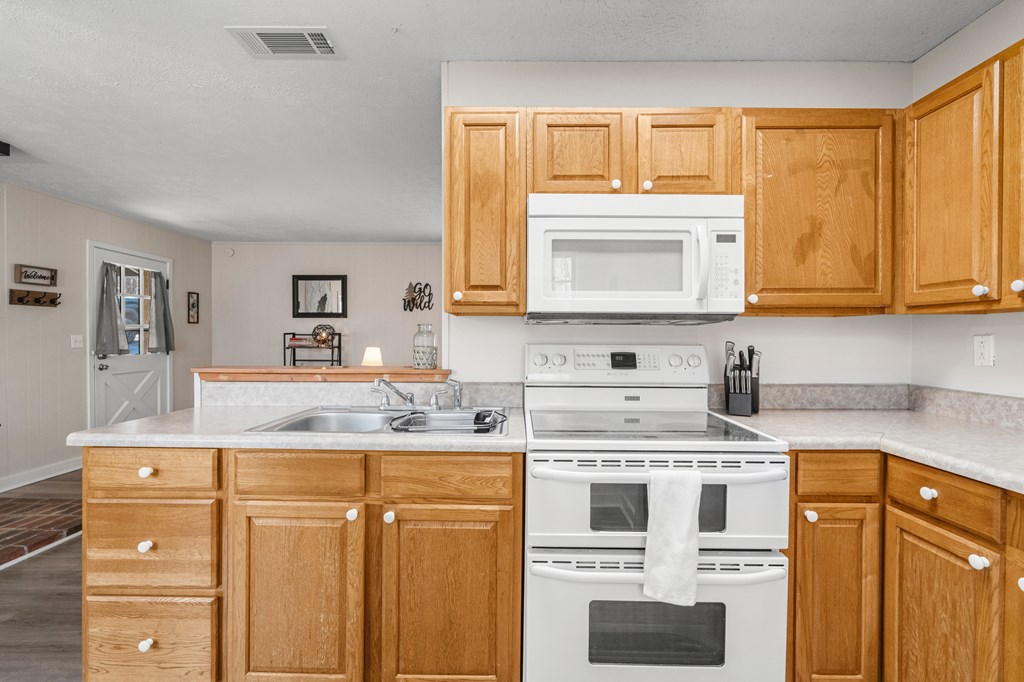 207 Westgate Circle Hamilton, GA 31811 - Photo 13 of 26