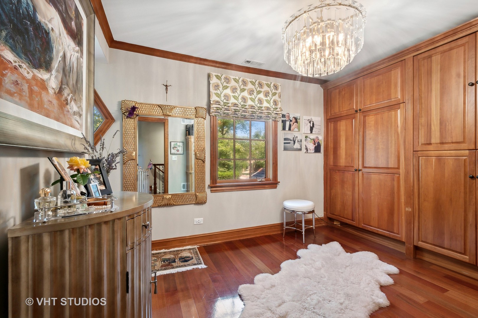 305 Central Avenue Wilmette, IL 60091 - Photo 22 of 42 a view of a room with wooden floor and furniture