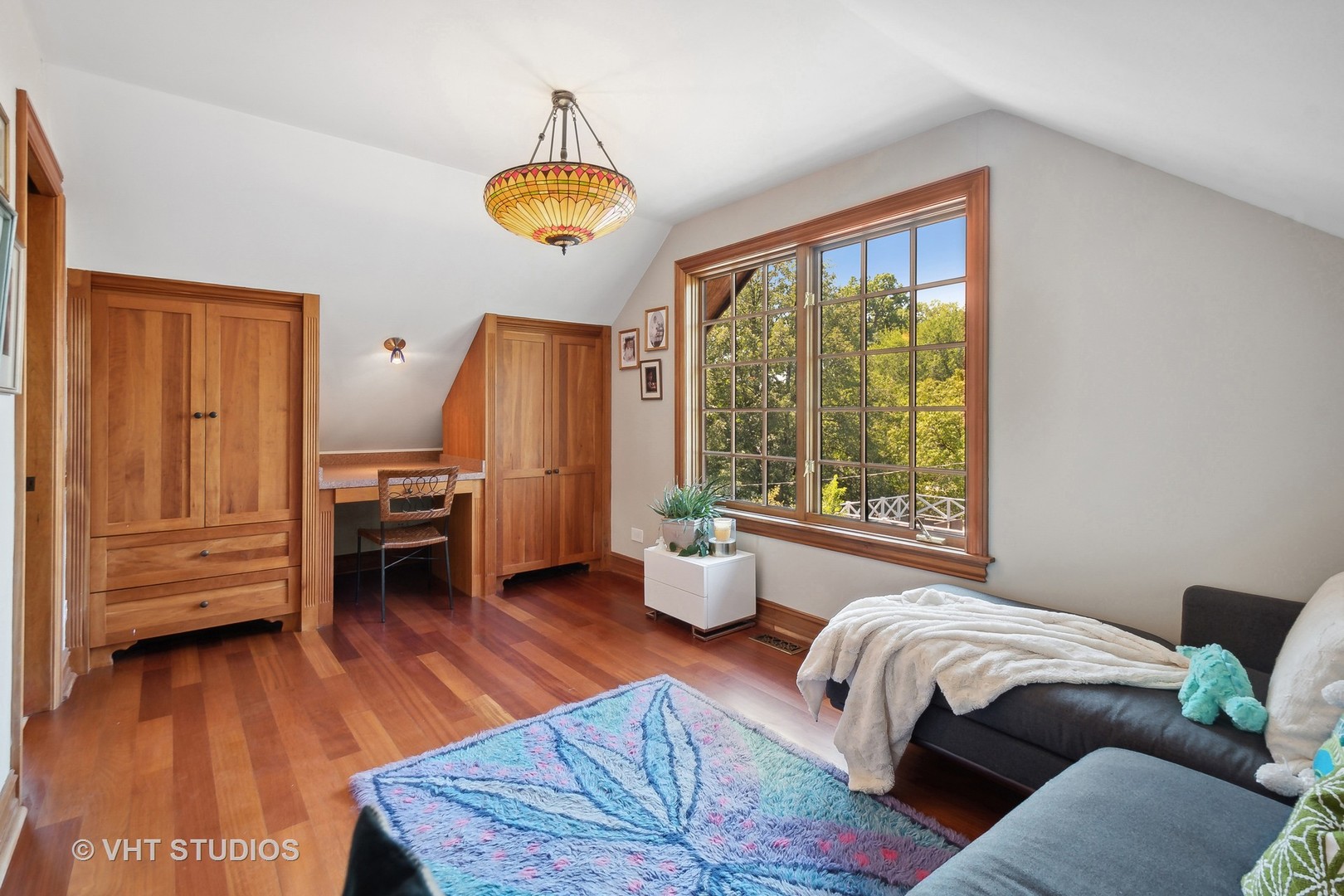 305 Central Avenue Wilmette, IL 60091 - Photo 35 of 42 a bed room with a bed and a window