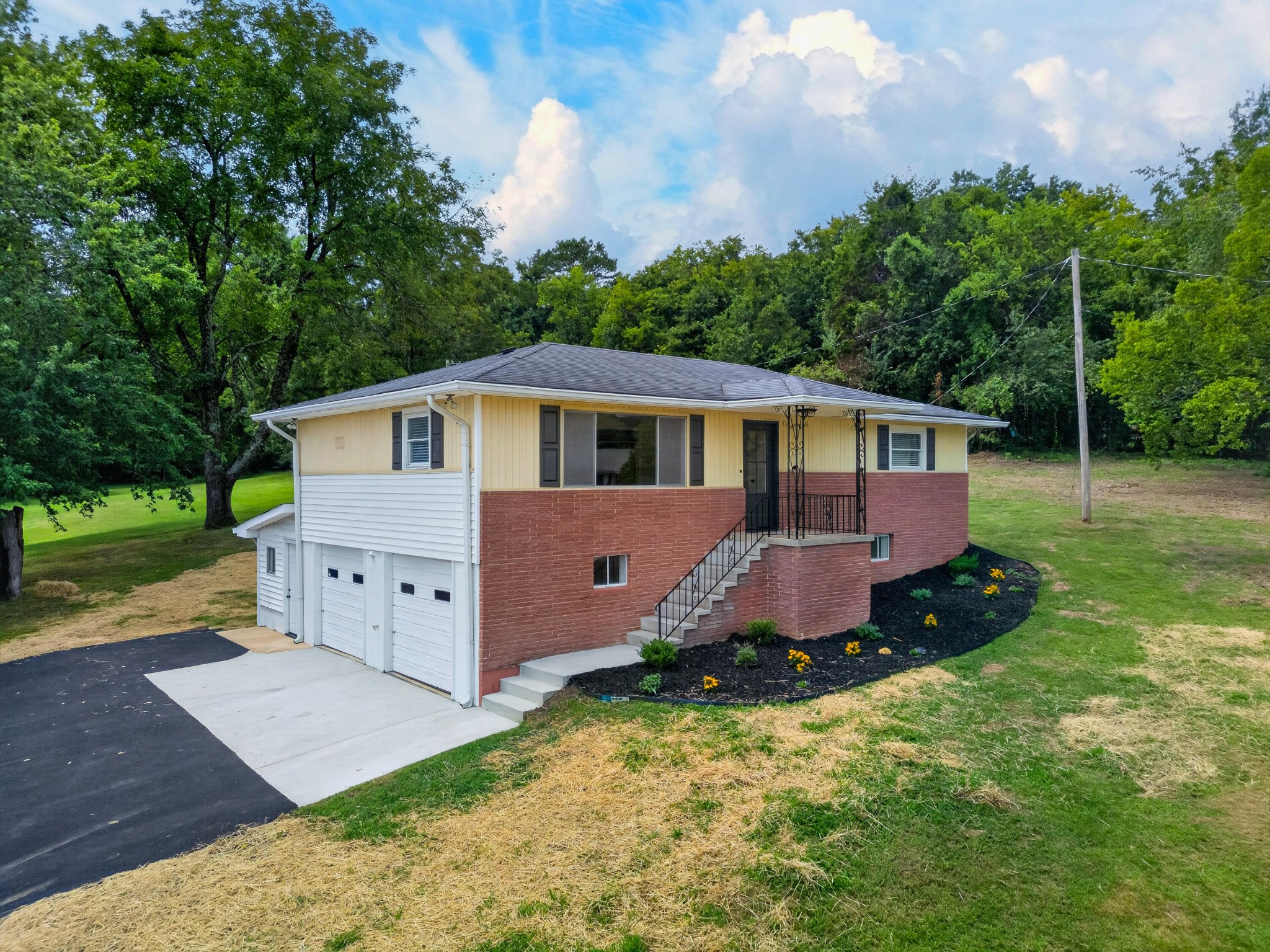 3458 Bennett Road Chattanooga, TN 37412 - Photo 1 of 53 Gallery Image 1
