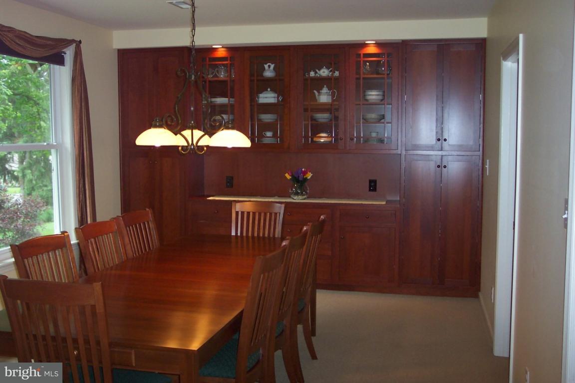 2733 Brookfield Road Lancaster, PA 17601 - Photo 14 of 23