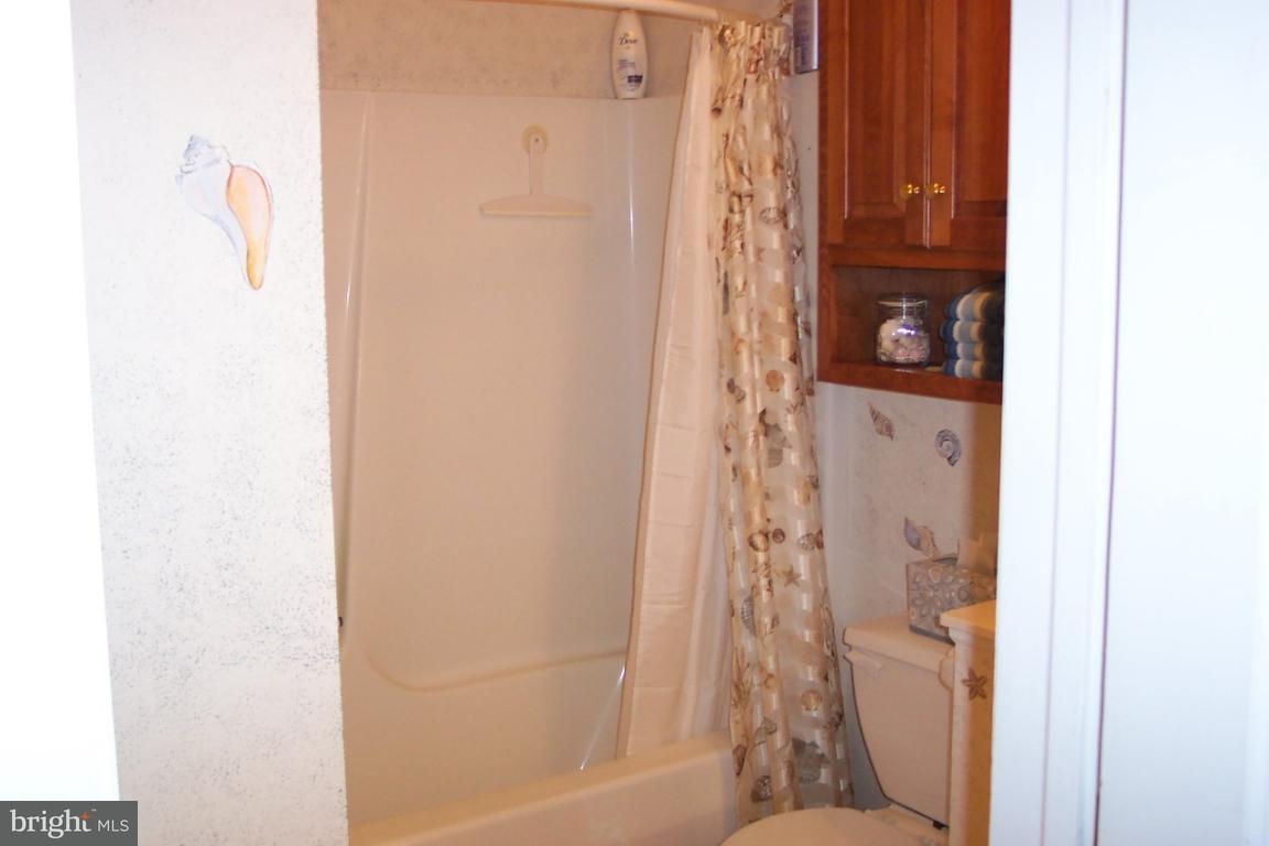 2733 Brookfield Road Lancaster, PA 17601 - Photo 10 of 23