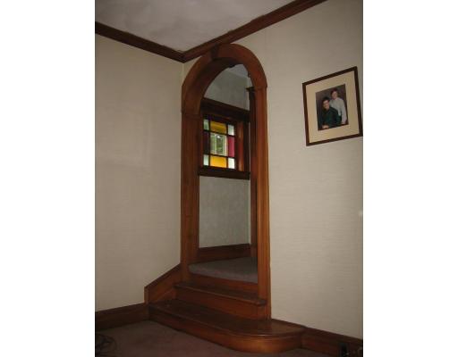 9 Nelson Road Melrose, MA 02176 - Photo 3 of 11 Gallery Image 3