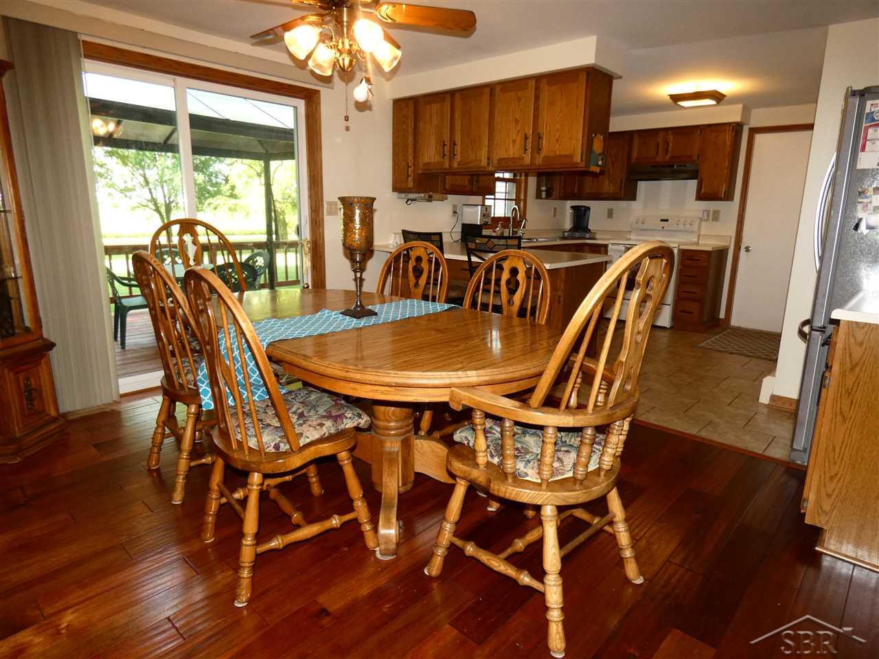 9761 West Fairgrove Road Reese, MI 48757 - Photo 7 of 26 31389643-6.JPG