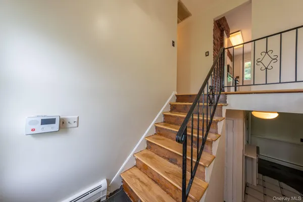 a view of entryway