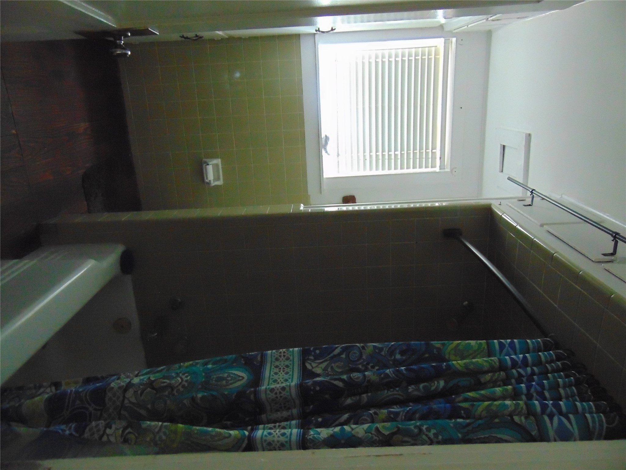 100 West Caroline Street Trinity, TX 75862 - Photo 25 of 28 a view of table and chair