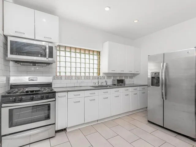 $799,000 | 1904 Lacombe Avenue | Harding Park