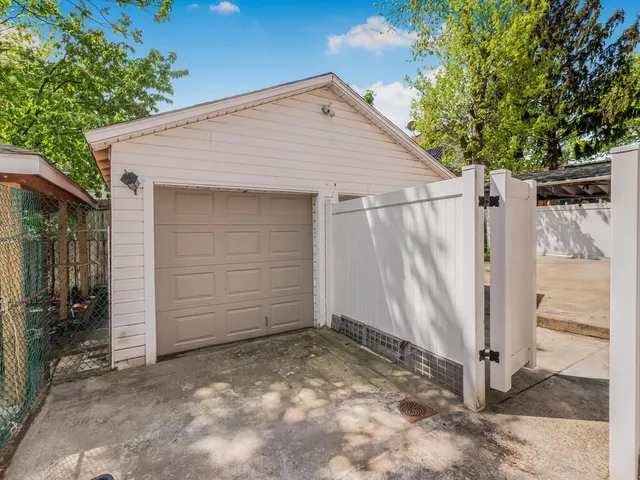 $799,000 | 1904 Lacombe Avenue | Harding Park