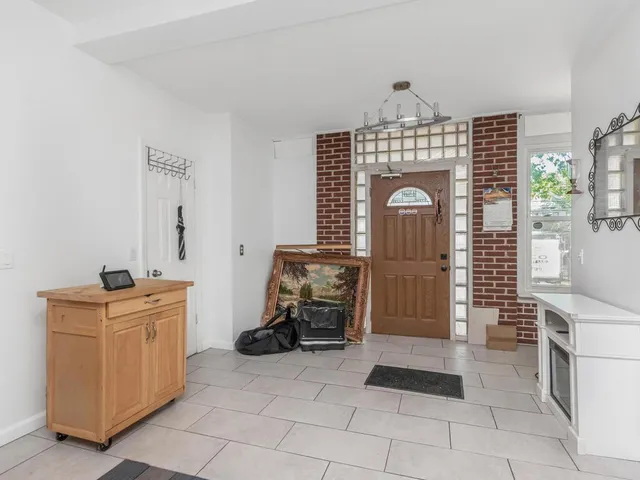 $799,000 | 1904 Lacombe Avenue | Harding Park