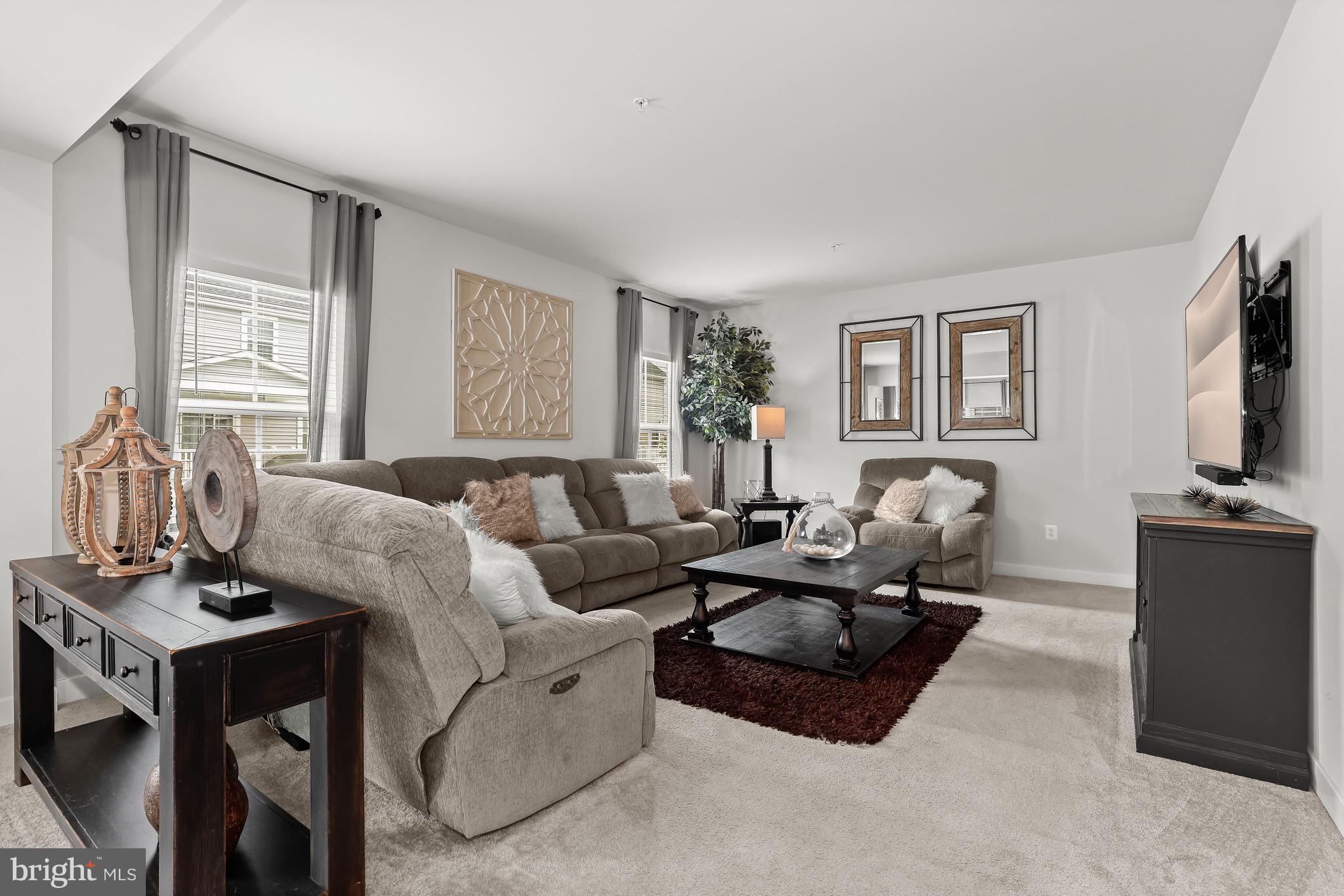 7639 Deepnotch Way Hanover, MD 21076 - Photo 13 of 55 Living Room