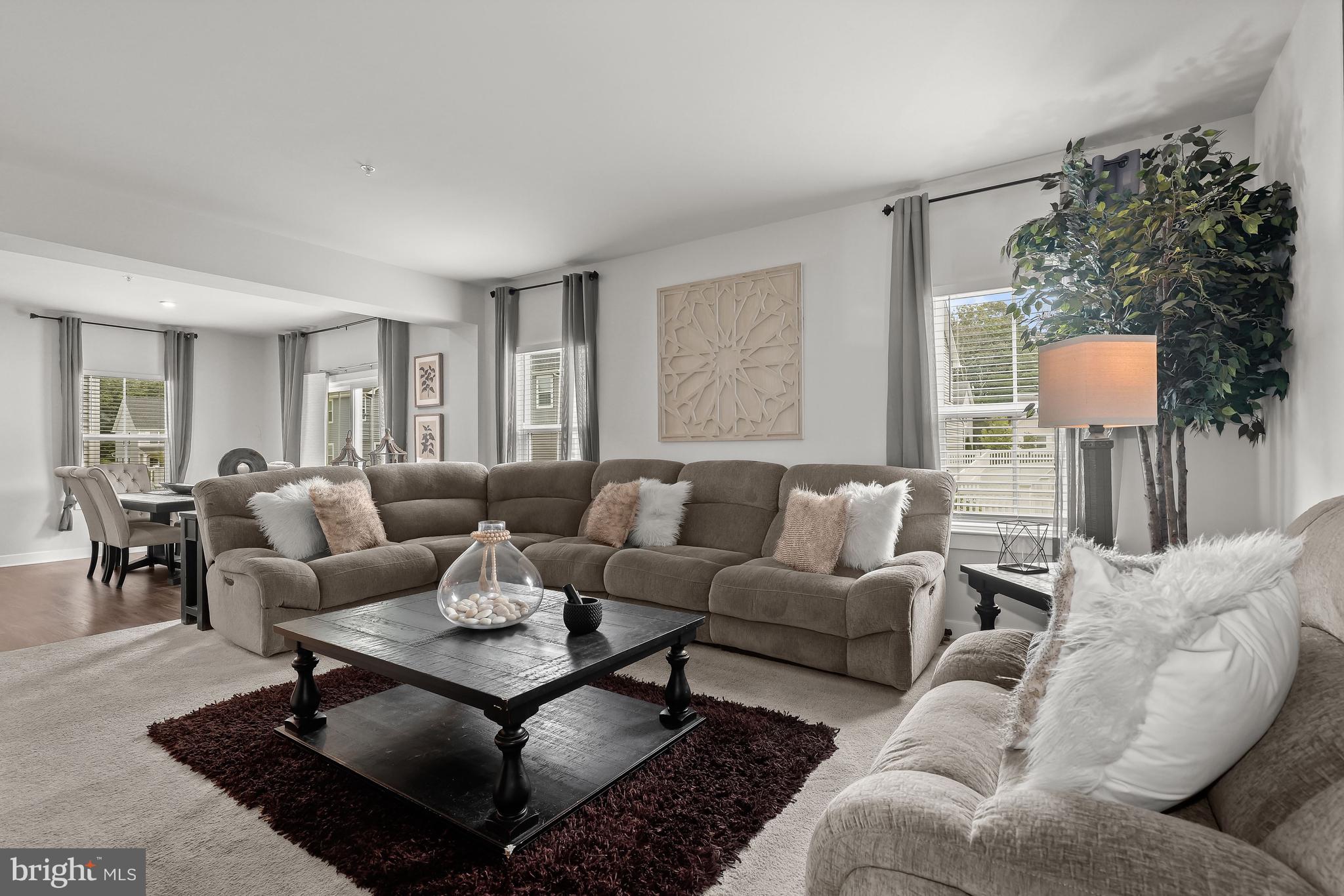 7639 Deepnotch Way Hanover, MD 21076 - Photo 15 of 55 Living Room