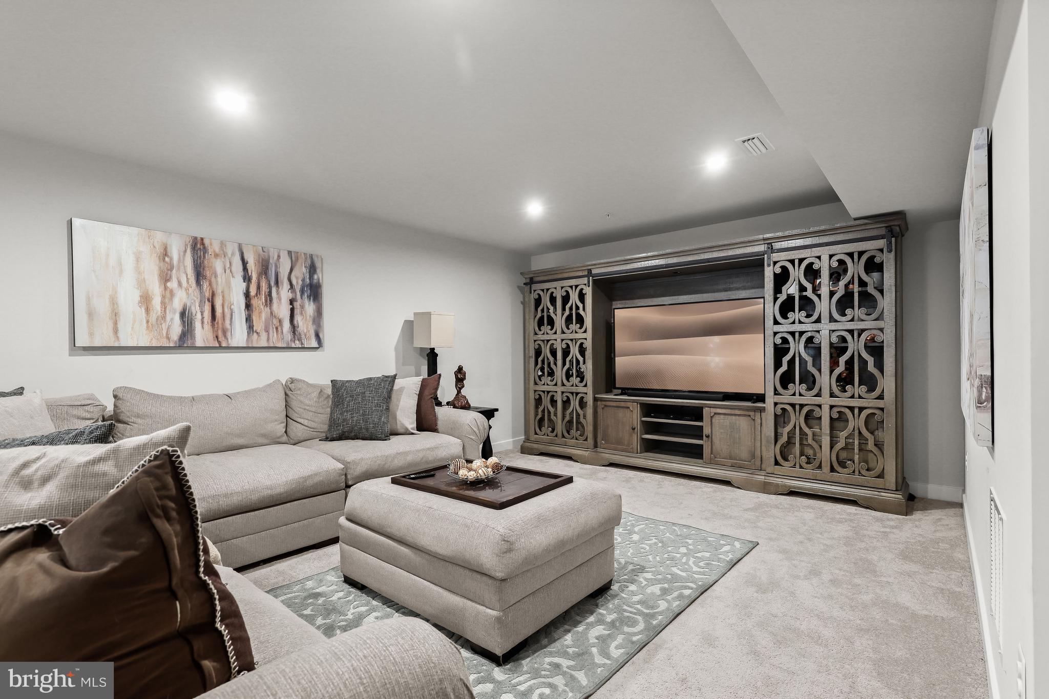 7639 Deepnotch Way Hanover, MD 21076 - Photo 33 of 55 Family Room