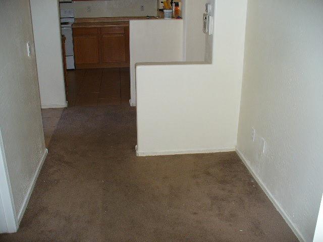 8629 West Payson Road Tolleson, AZ 85353 - Photo 7 of 13 NOOK AREA IN THE HALLWAY