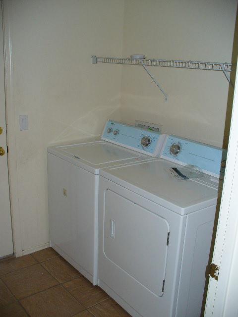 8629 West Payson Road Tolleson, AZ 85353 - Photo 8 of 13 LAUNDRY ROOM